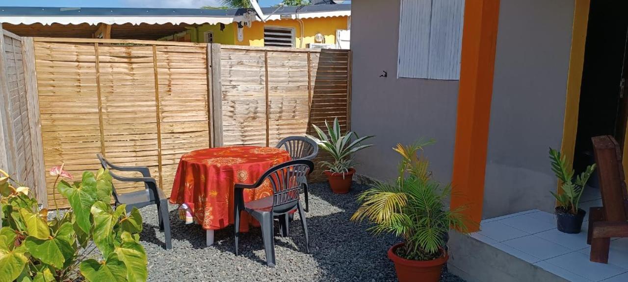 Gite Poz Kreyol Port-Louis Exterior photo